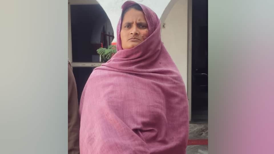 Muzaffarnagar Crime News Two Sisters Allegedly Kill Father Stage Scene Before Morning Drama