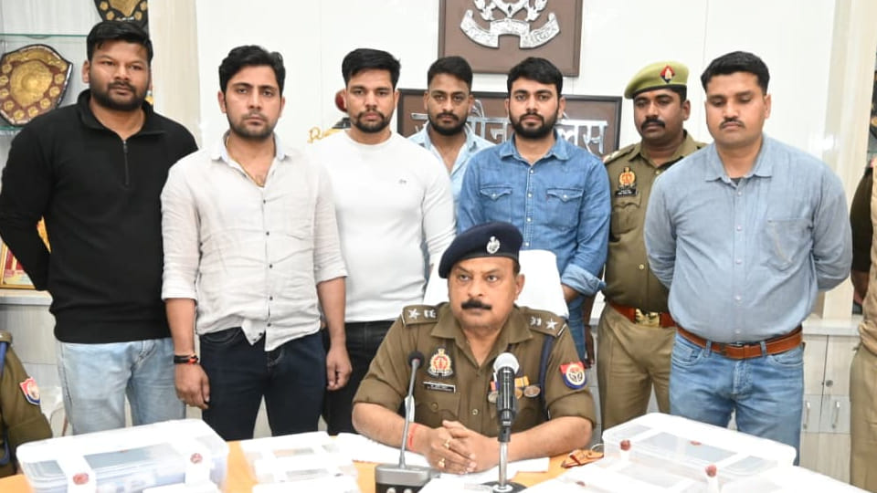 Jalaun: Robbery at soldier's home solved, six arrested, including a woman; two accused absconding