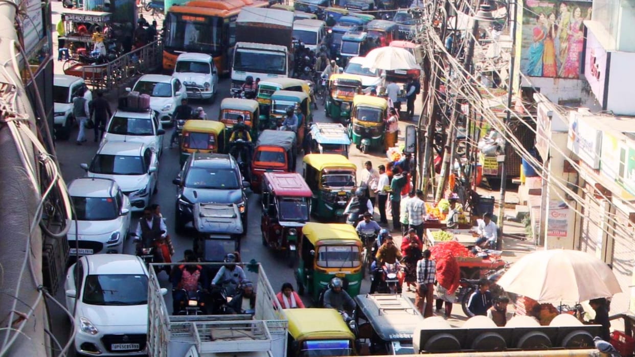 Neither a Policy Formulated Nor Responsibilities Defined Parking in Delhi Turns Deadly in Delhi