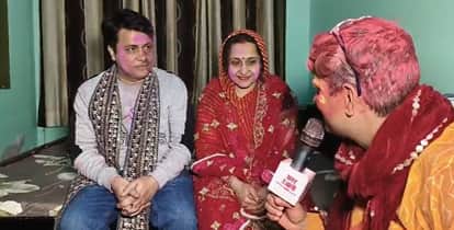 Braj Holi: American Couple Joins Lathmar Celebrations in Nandgaon
