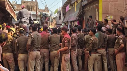 Barsana Soaks in Lathmar Holi Fever: Streets Echo with Rasiya Songs and Radha Rani Chants