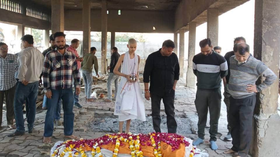 Manvendra Singh body arrives at his home in Lucknow sparking outcry; son shot and killed his father