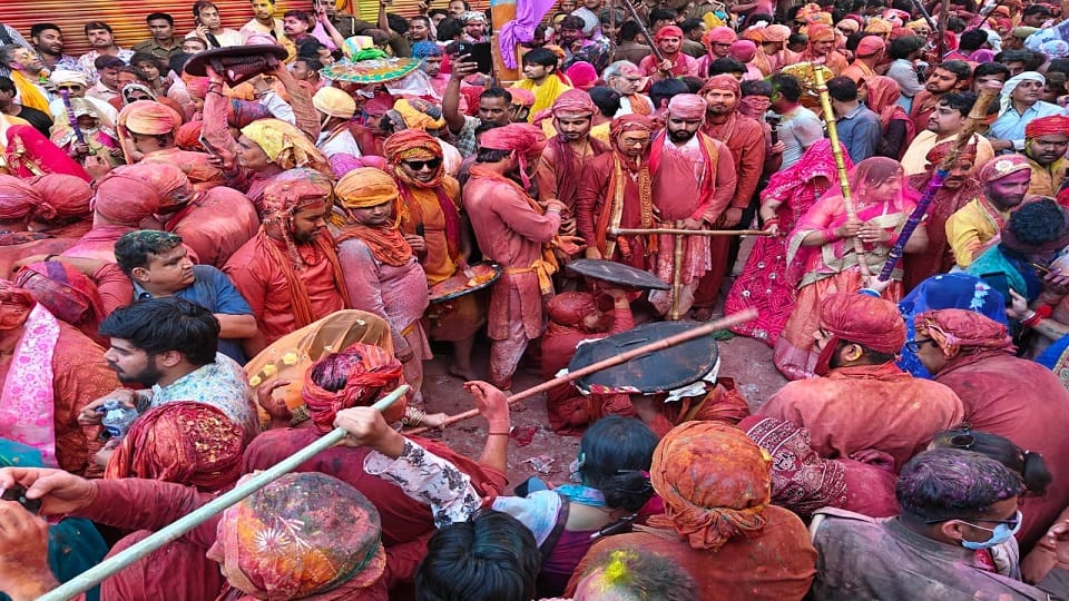 Lathmar Holi celebrated in Barsana in Mathura