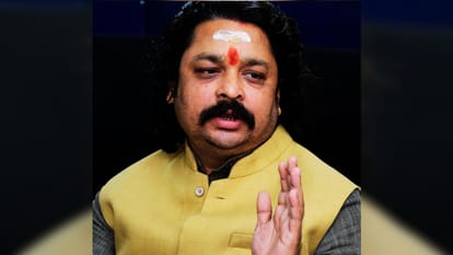 Holi Harishchandra on Rangbhari Ekadashi crematorium on Manikarnika on 28 february