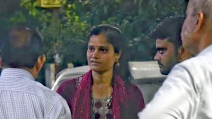 Lucknow murder accused son cut body into four pieces He cut back and stomach but failed to cut spine Blue Drum