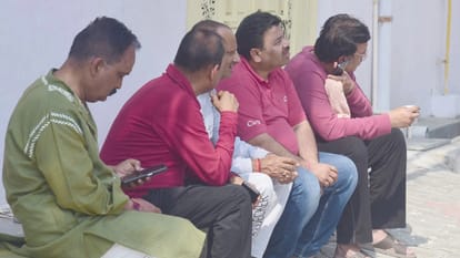 Lucknow murder accused son cut body into four pieces He cut back and stomach but failed to cut spine Blue Drum