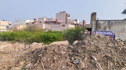 body of young man drug addict, was found in ruins along a highway in Ambala