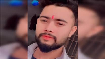 Young man riding a bike died after colliding with dog on Delhi Dehradun Expressway in Shamli