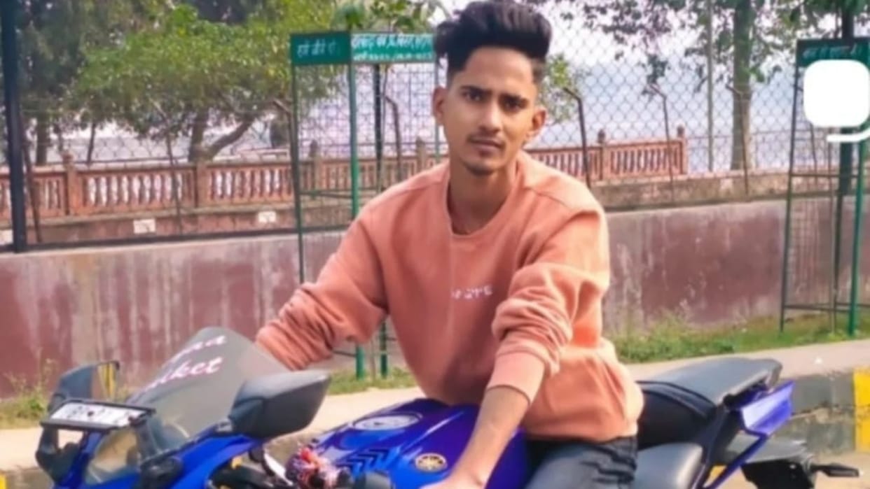Nalanda news A teenager was called from his home and shot dead in a dispute over money transactions.