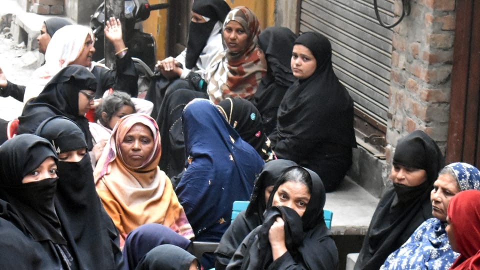 Meerut Fire News: Child Found Unconscious in Kitchen After Escaping Mother’s Embrace