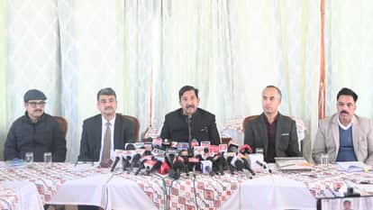 Mukesh agnihotri  said  in future, new vehicles will have permanent registration at the dealer level