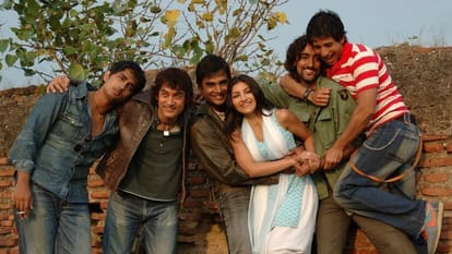Aamir Khan Celebrates 61st Birthday Here Are His Iconic Roles From His Acting Career From Gajni Lagaan To Pk