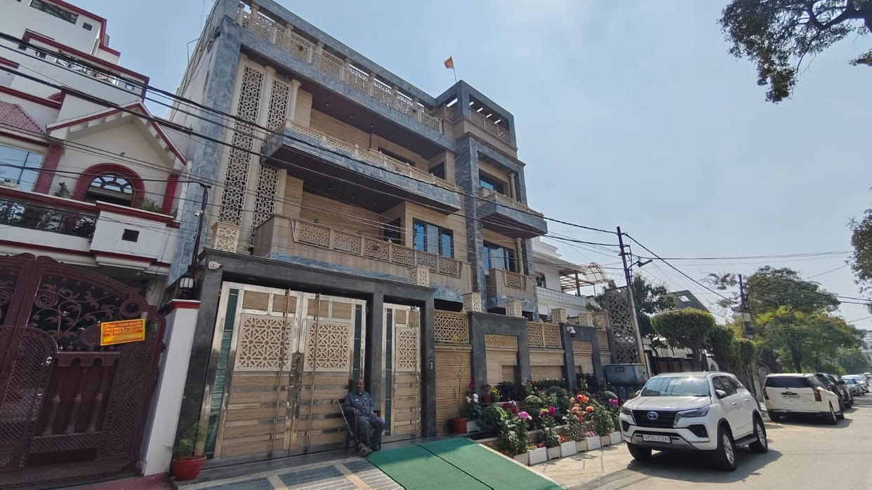 Income Tax team raids BSP MLA house over 50 officers investigate with police