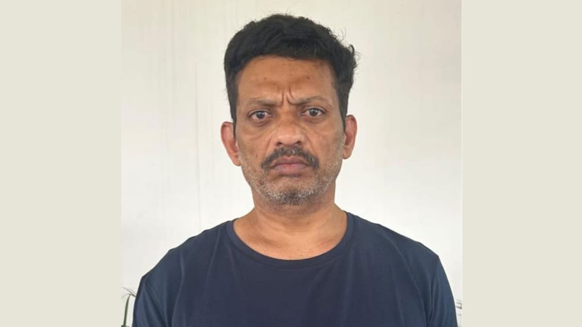 cbi brings back fugitive anil kumar reddy from uae after interpol red notice