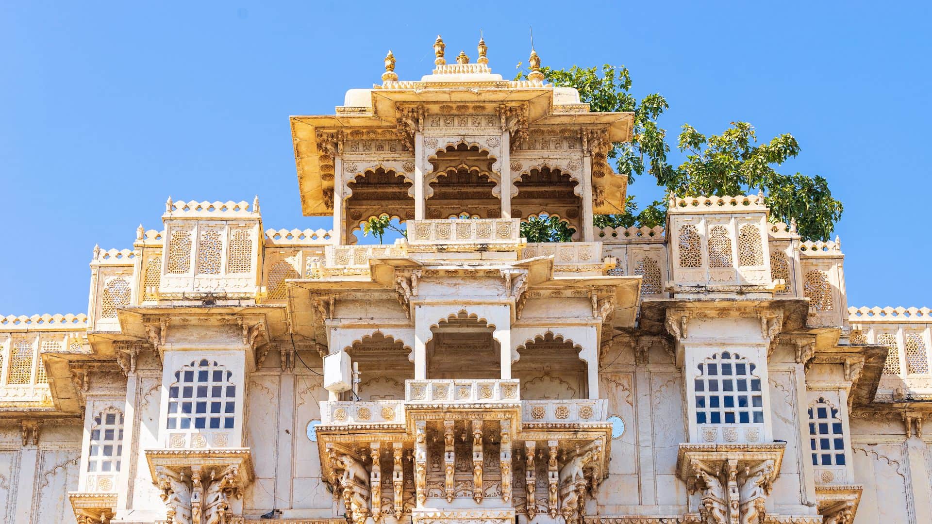 Best Places to Visit in Udaipur 2026 Iconic Lakes and Palace in rajsthan