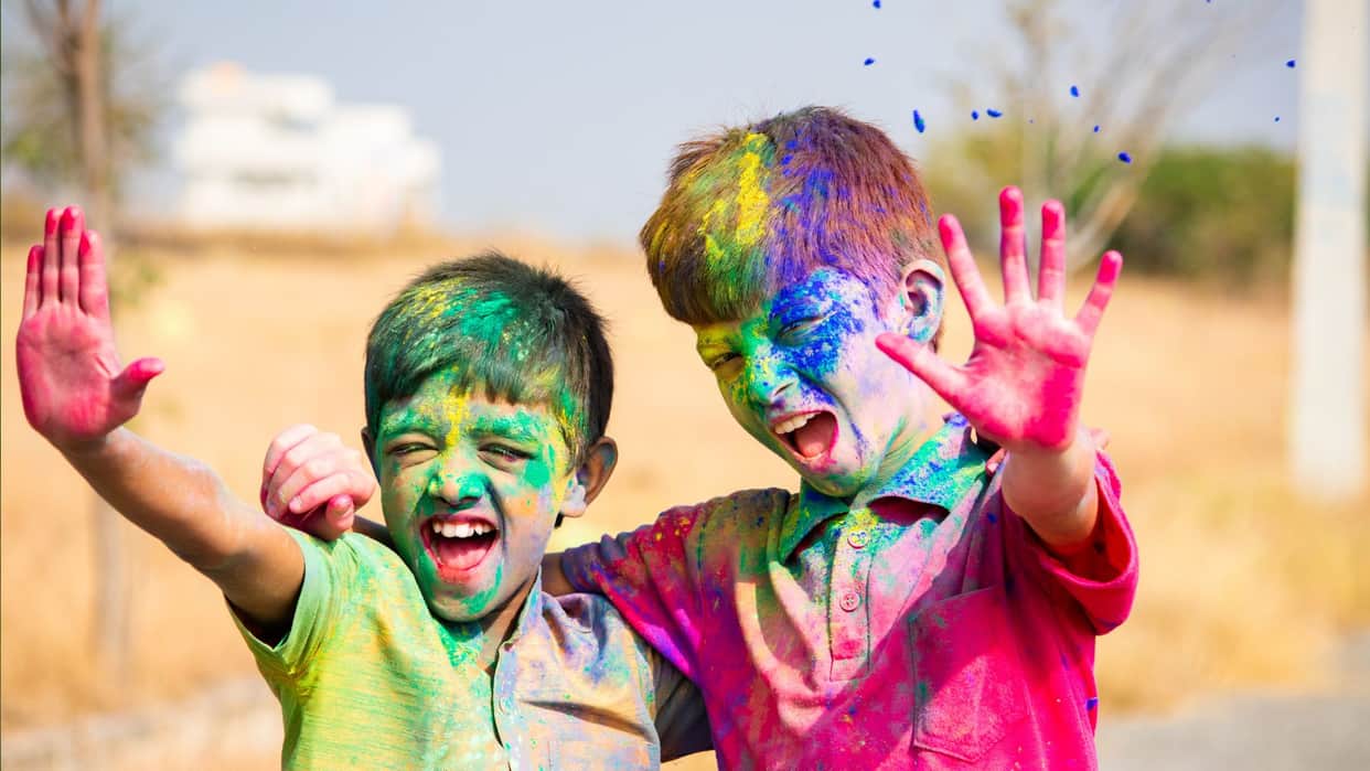 Holi Safety Tips For Kids Health Precautions in hindi
