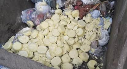 Kanpur Nine quintals of smelly khoya seized at Panki station oil worth 2.5 million rupees also seized