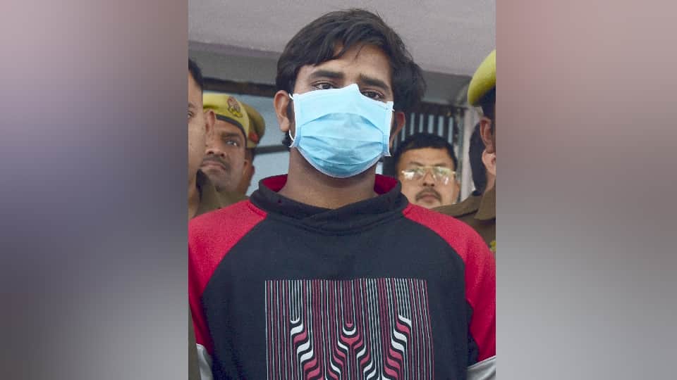 Lucknow Murder Akshat bought cheese and sweets his aunt cooked food After murder new reveal in Blue Drum case