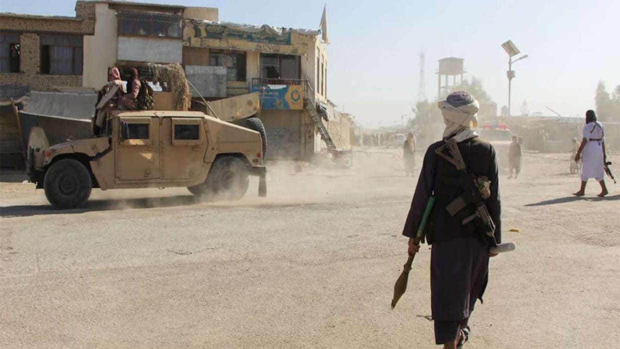 Afghanistan launches large-scale offensive along Pakistan border in retaliation to airstrikes