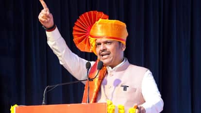 Maharashtra CM Devendra Fadnavis said If history taught accurately no Muslim would consider Aurangzeb a hero