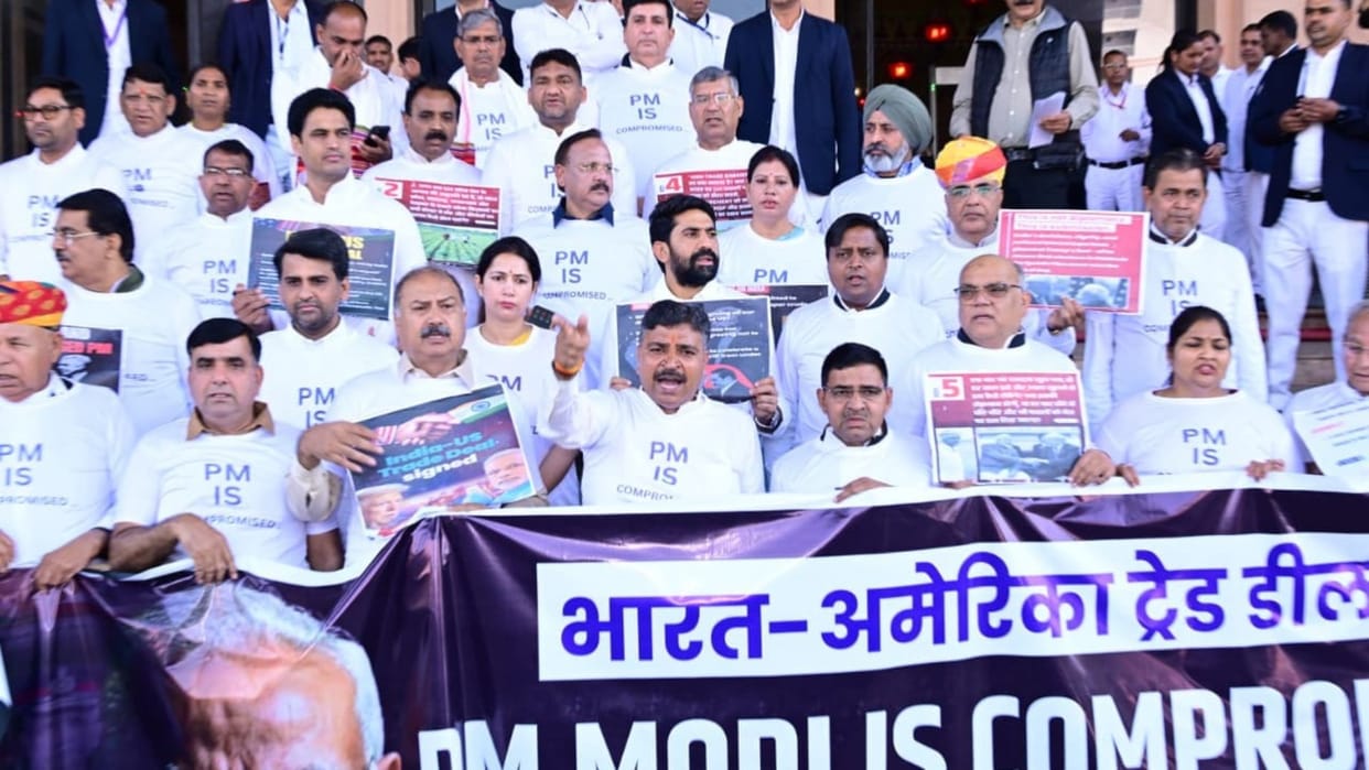 Congress march against trade deal and ruckus in Rajasthan assembly over PM is Compromised T-shirt