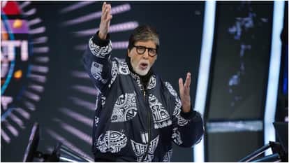 Amitabh Bachchan Shares A Cryptic Tweet About No Loyal Men On The Earth Fans Asked Self Shade For Real