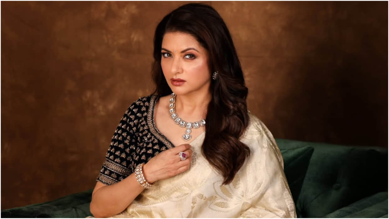 Bhagyashree do not have any repent on her decisions says I was scolded by Yash Chopra