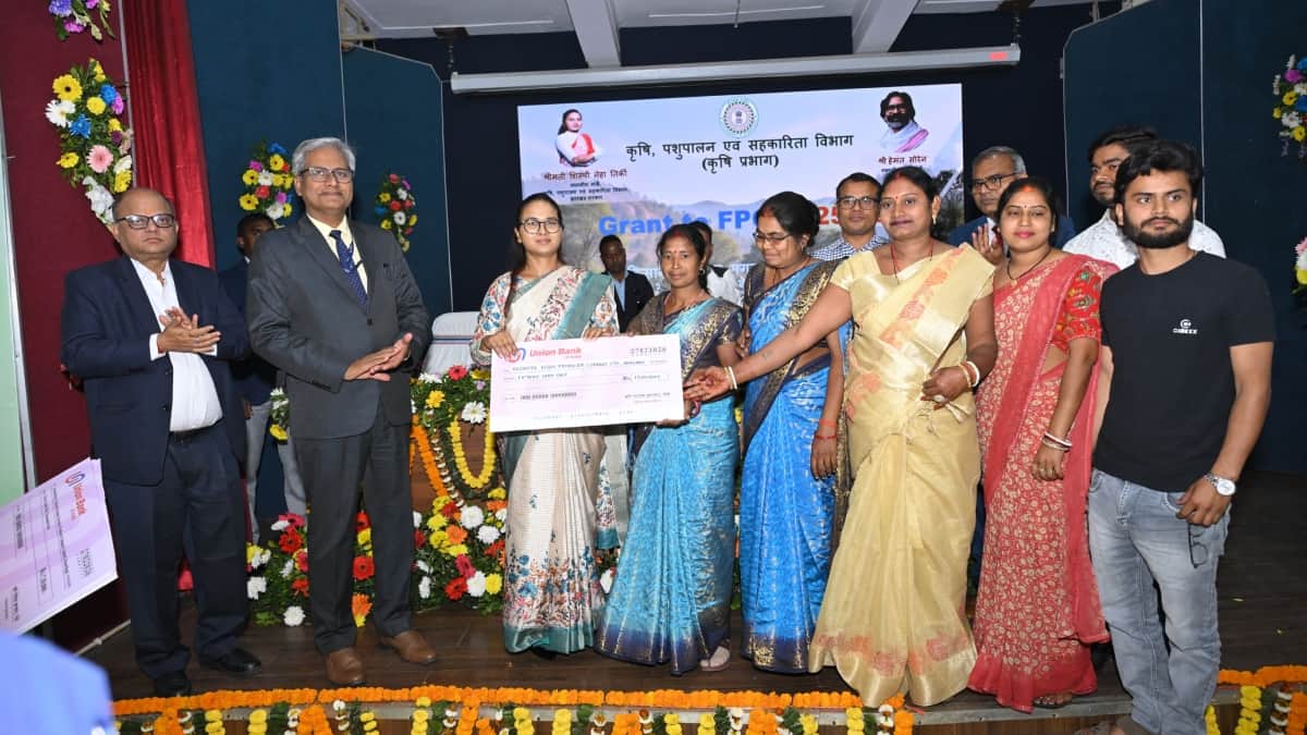 बिरसा कृषि विश्वविद्यालय में 28 एफपीओ को अनुदान