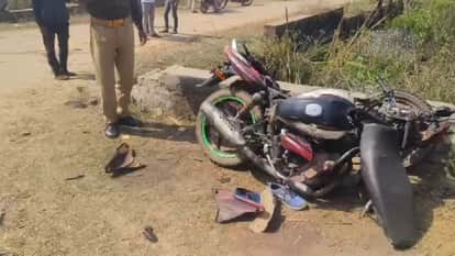 A student returning after his 10th exam died in a road accident, another was seriously injured