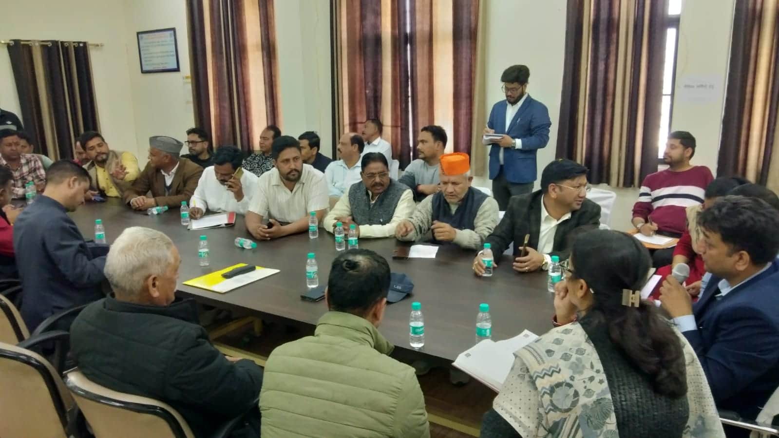 चारधाम यात्रा को लेकर बैठक