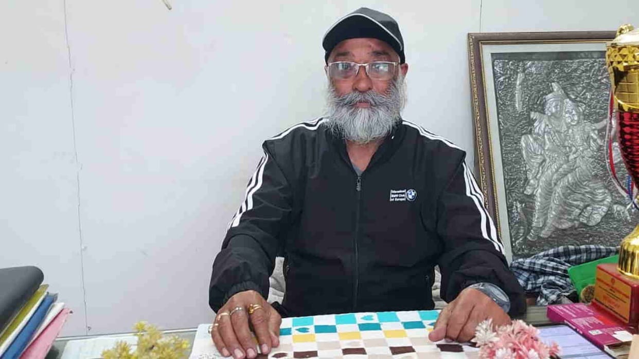 Cricket coach Avtar Singh is grooming cricket players in Roorkee produced Rishabh Pant and Akash Madhwal