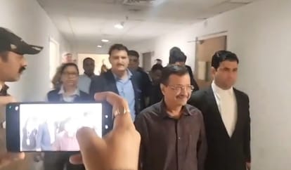 Delhi Excise Policy Case: आप संयोजक अरविंद केजरीवाल और मनीष सिसोदिया को बड़ी राहत, कोर्ट ने मामले में किया बरी Rouse Avenue court discharged Arvind Kejriwal in the Delhi Excise policy case