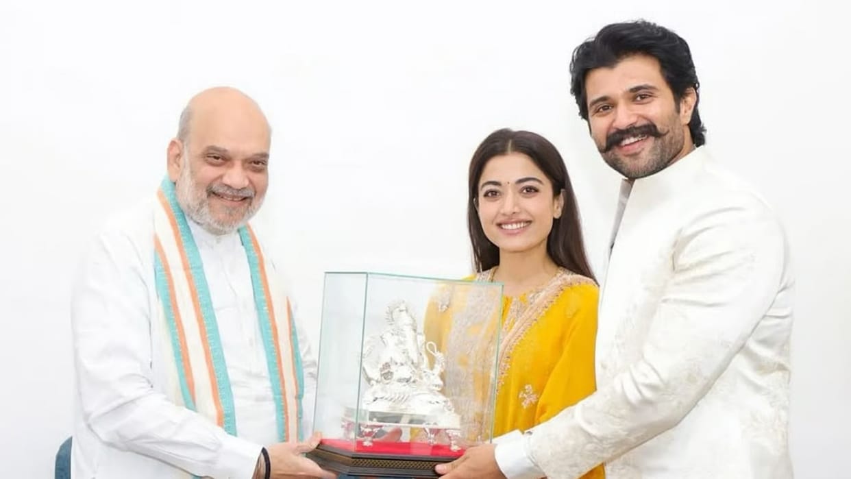 rashmika mandanna and vijay devarakonda invite amit shah in wedding reception photos viral