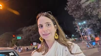 Foreign woman traveller Ines Faria faces harassment on Mumbai street posts video police search on for two men