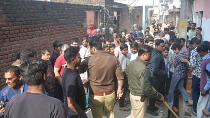 Video: Leopard roar in Moradabad wakes people up, locks them in bathroom for five hours