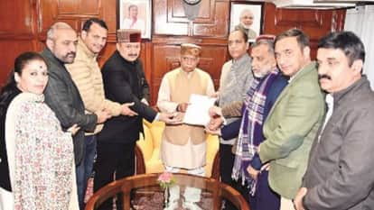 Shimla-Delhi police clash BJP demands probe at Lok Bhavan Congress says it's a message to the entire nation