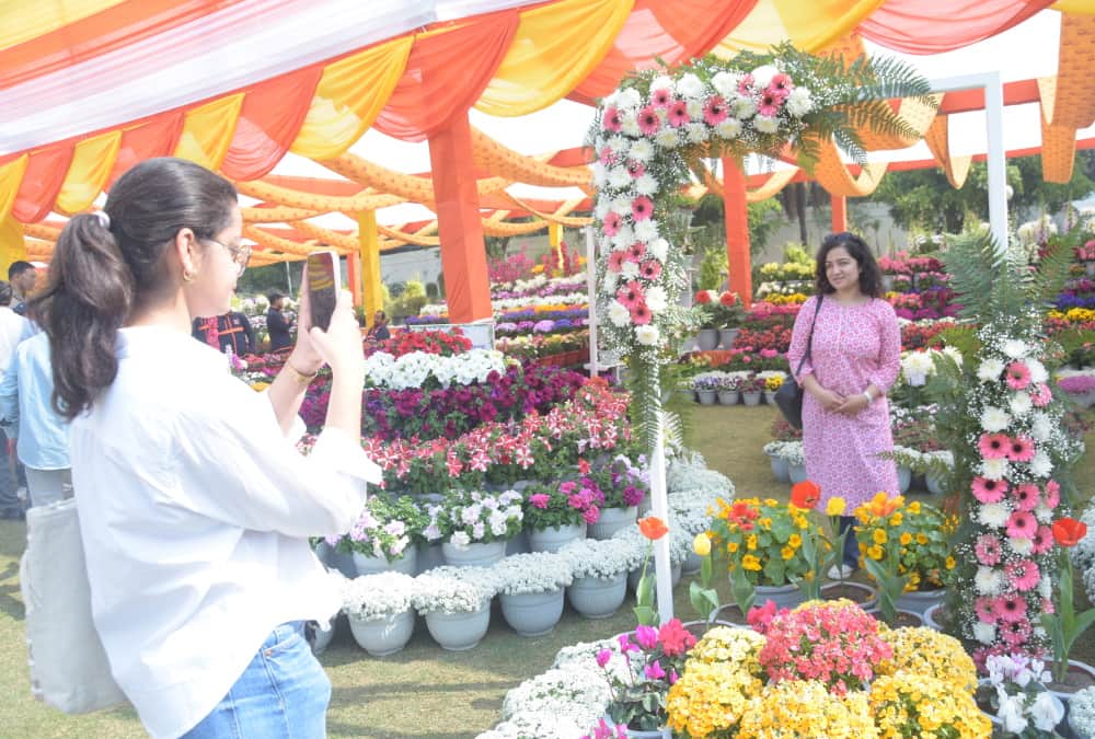 Vasantotsav 2026 Starts in Dehradun Lok Bhavan flower Exhibition floral healing is theme see picture