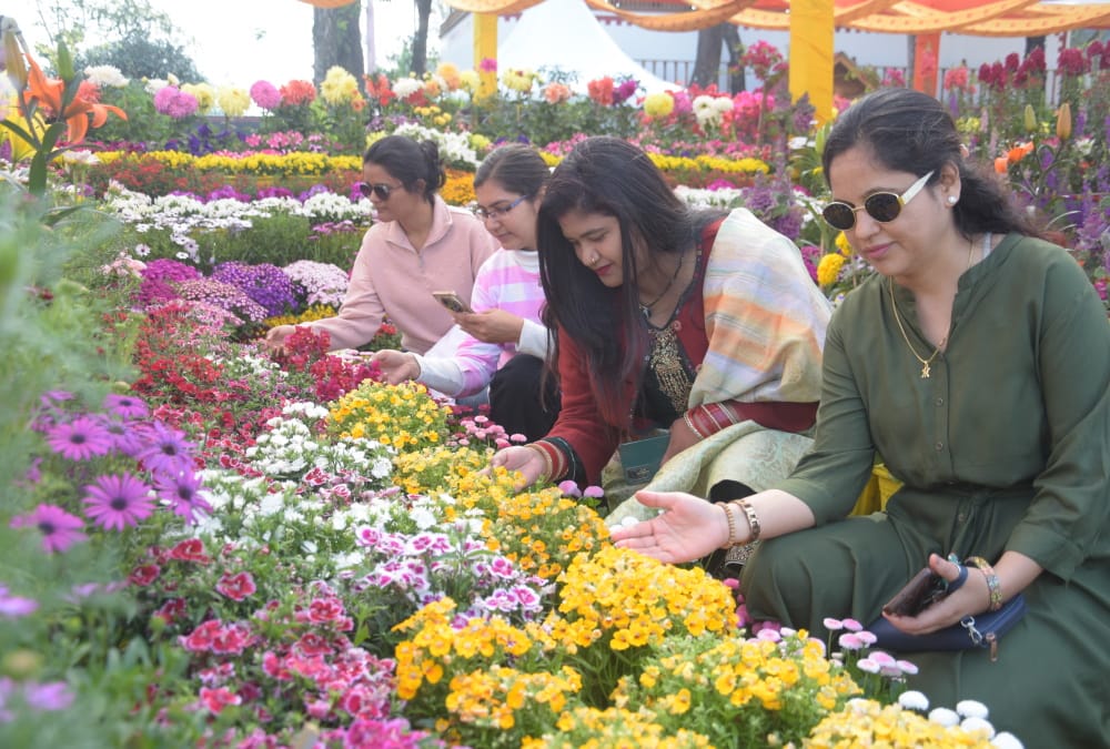 Vasantotsav 2026 Starts in Dehradun Lok Bhavan flower Exhibition floral healing is theme see picture