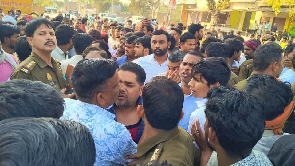 ukg girl student died after falling through torn floor of school bus