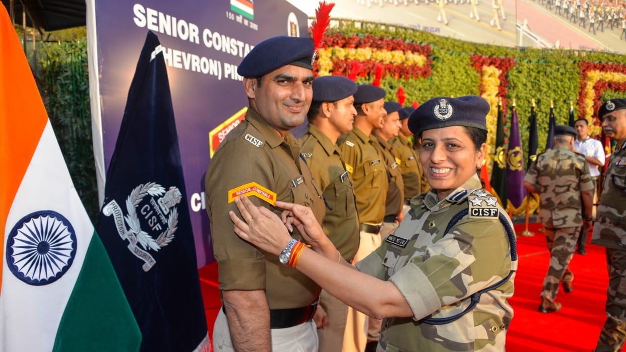 CISF has introduced a distinctive insignia for senior constables.