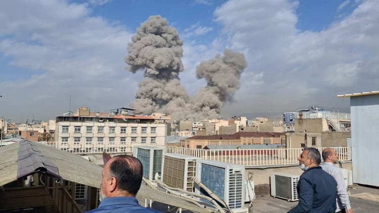 Israel-Iran War: ईरान में फंसे मंगलौर के 30 छात्र, विकासनगर के दंपती भी फंसे, परिवार चिंतित