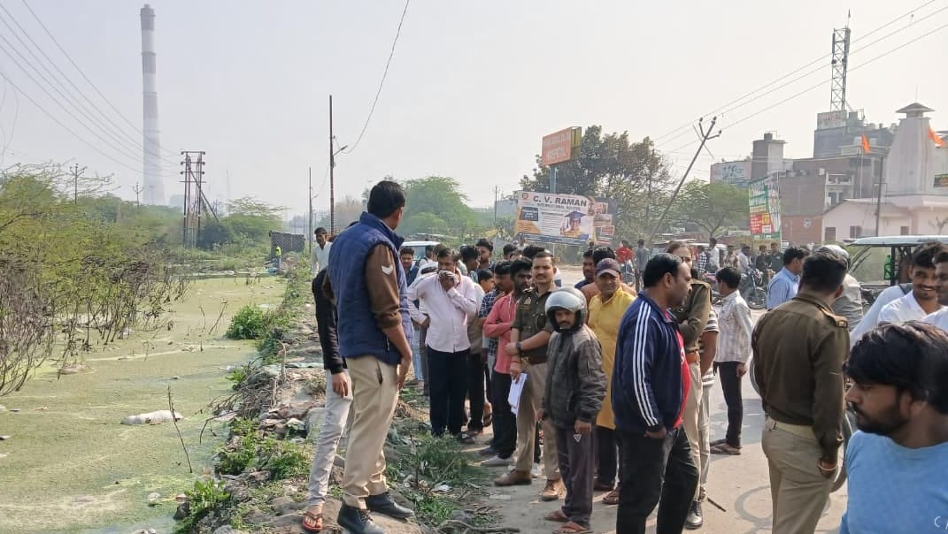 Kanpur woman body was found wrapped in blanket near dam the body is three to four days old