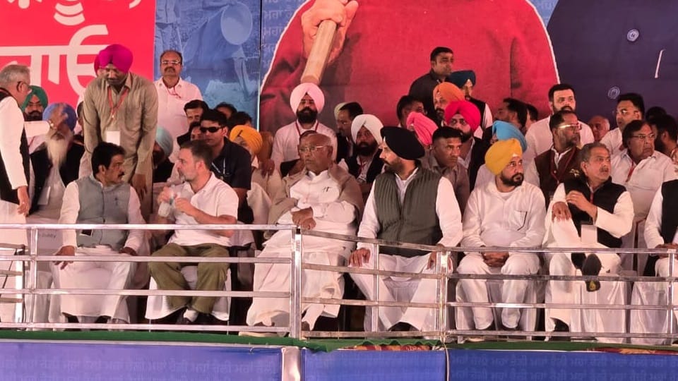 Rahul Gandhi target BJP and PM modi but did not say anything on AAP in Barnala rally