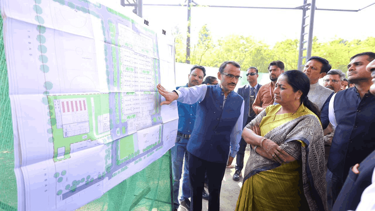 CM Rekha Gupta inaugurates new ICU and Endoscopy Suite at GTB Hospital