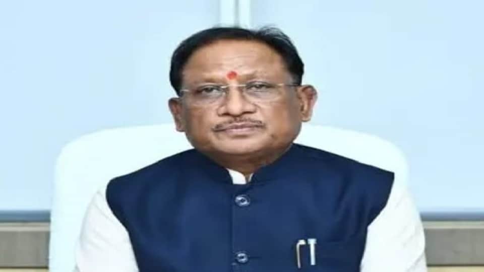 सीएम साय व अन्य