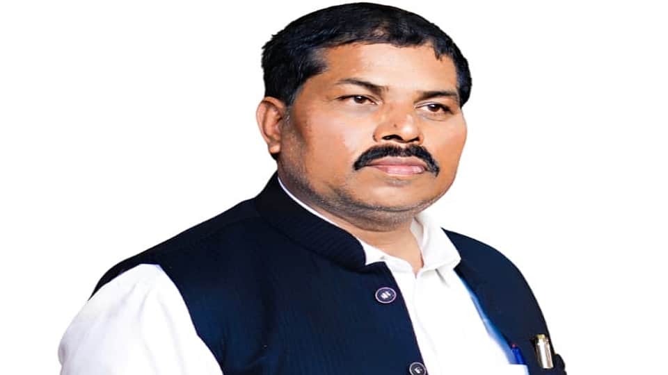 Workers Pay the Price with Their Lungs in Firozabad