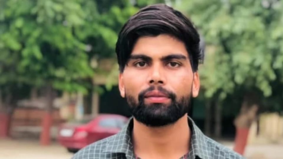 young man accused of cheating on his girlfriend commits suicide in Hapur