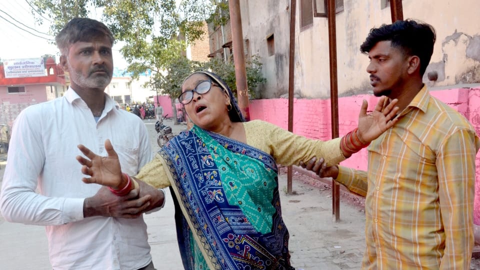 Aligarh Murder Case Anshu Tomar father says Prithvi himself called his son and got him murdered