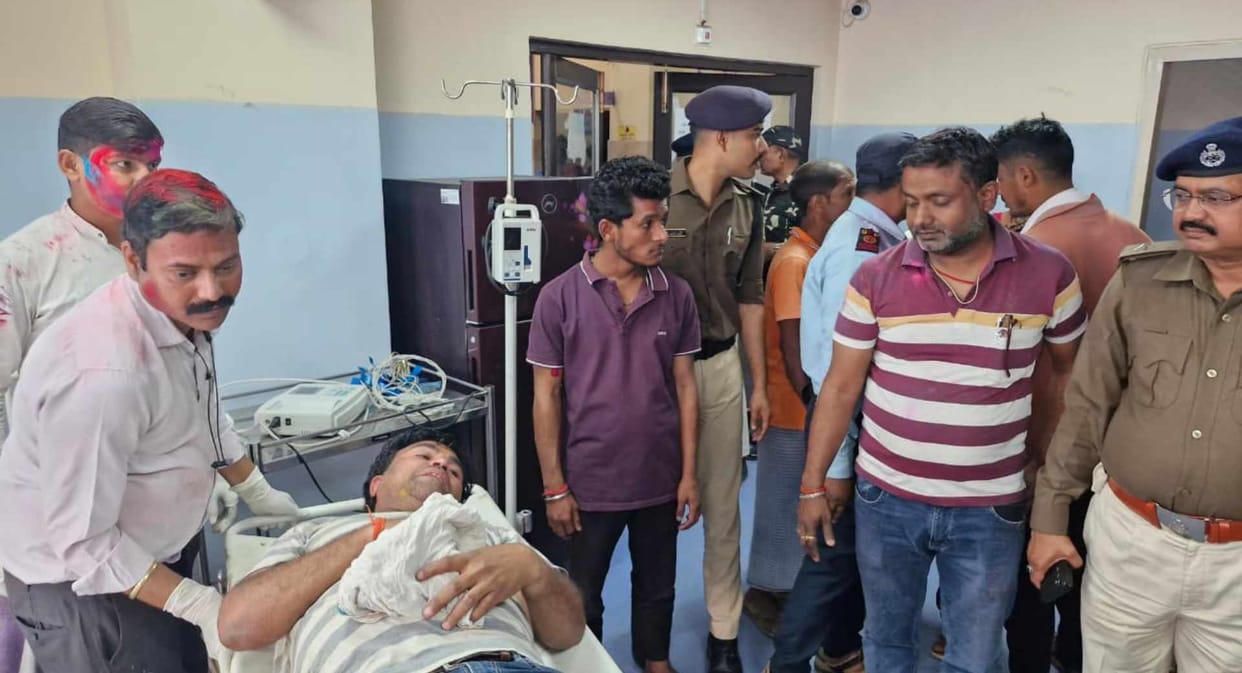 nalanda holi milan samaroh firing roshan rohi detained water park clash