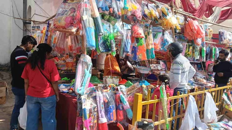 Holi 2026: सावधान! होली का उल्लास बेरंग न कर दें रसायन युक्त रंग, बढ़ सकता है एलर्जी का खतरा